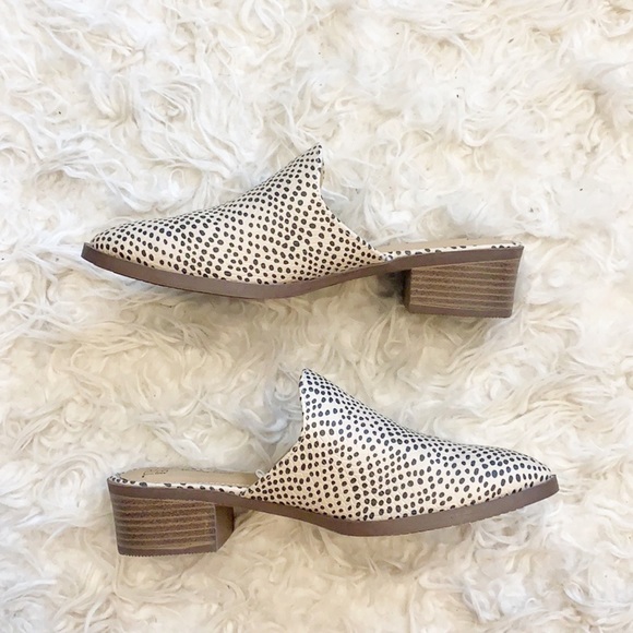 Time and Tru Shoes - Time and Tru leopard heel mules